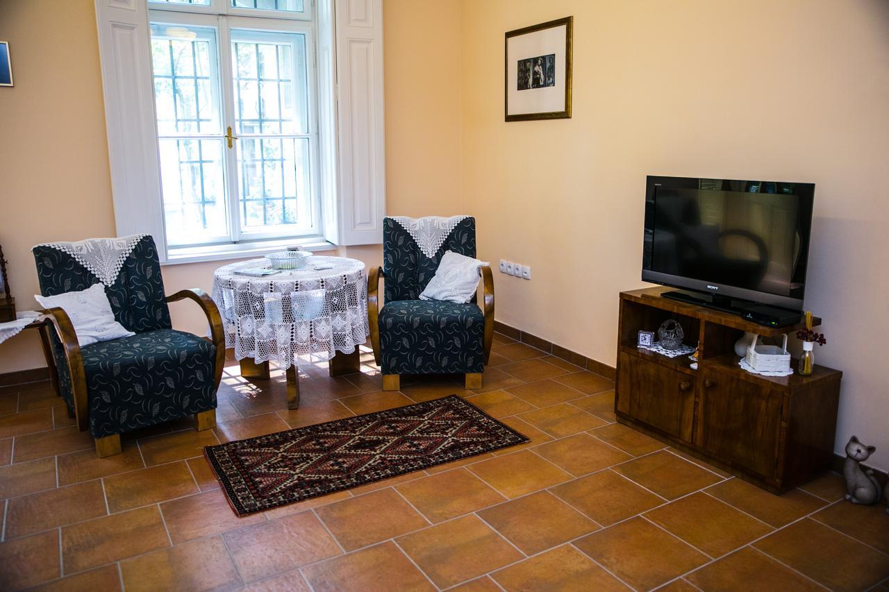 סובוטיקה Kolar Apartment מראה חיצוני תמונה