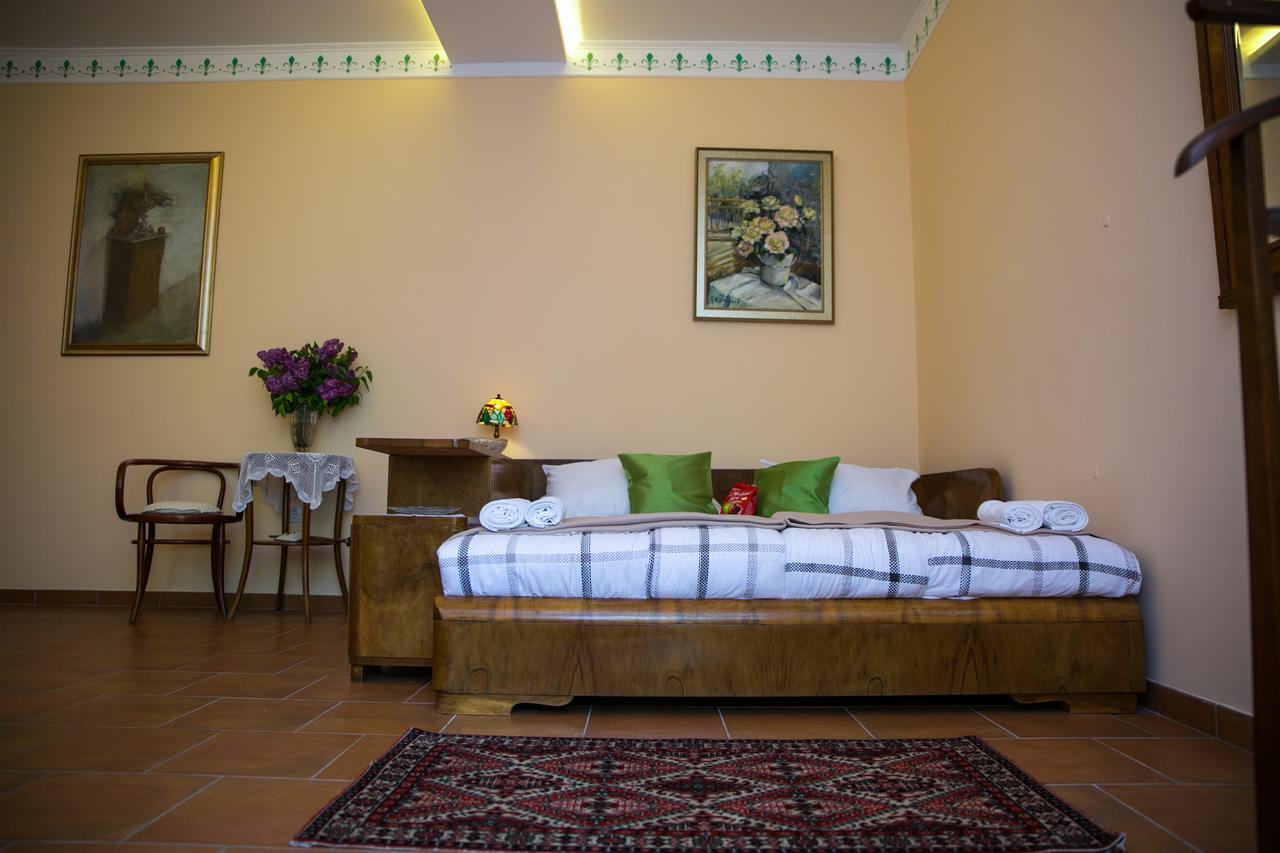 סובוטיקה Kolar Apartment מראה חיצוני תמונה