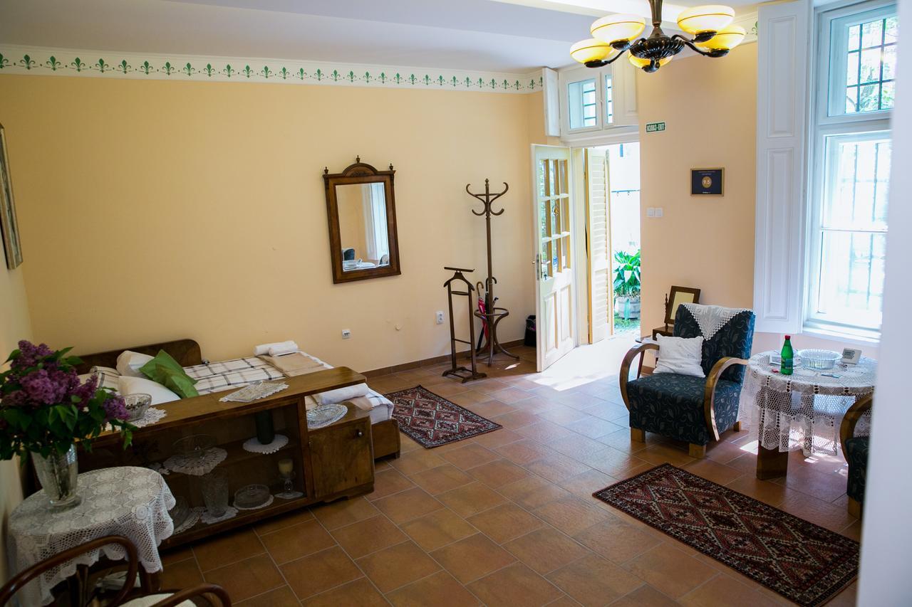 סובוטיקה Kolar Apartment מראה חיצוני תמונה